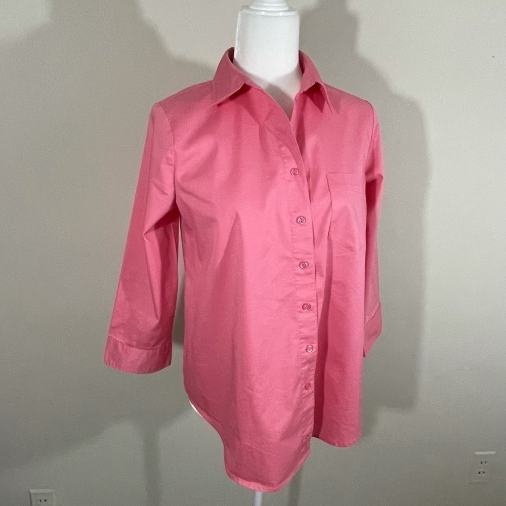 Liz Lange Maternity sz sm top button down coral 3/4 sleeves